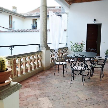 Villa Maghetti - Modernized Flat In Historic Palazzo In The Center Of Луино Экстерьер фото
