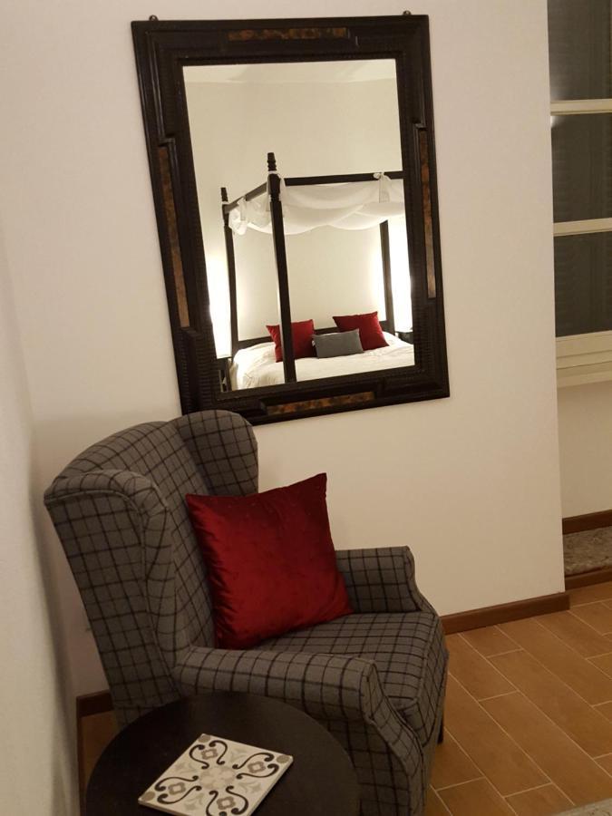 Villa Maghetti - Modernized Flat In Historic Palazzo In The Center Of Луино Экстерьер фото