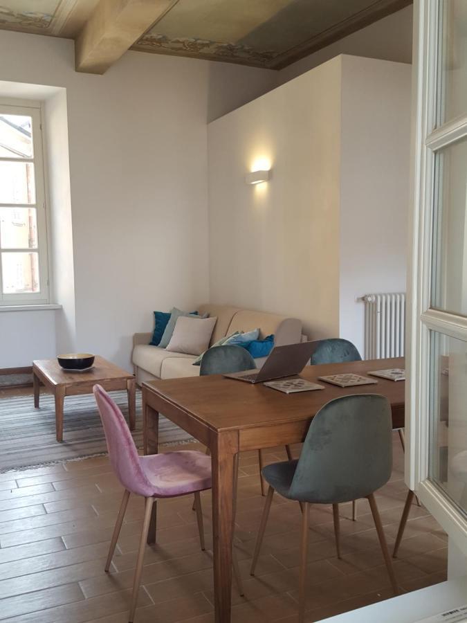 Villa Maghetti - Modernized Flat In Historic Palazzo In The Center Of Луино Экстерьер фото